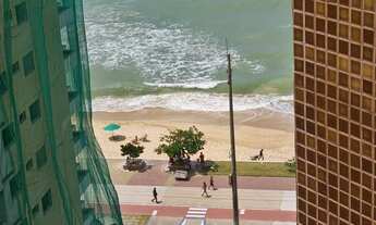 Imagem 2: 3 quartos sendo duas suítes vista lateral para o mar