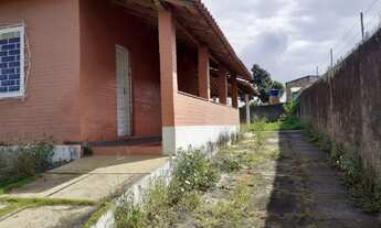 Imagem: Casa linear composta de 2 quartos sendo