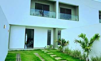 Imagem: Casa Sobrado com 2 suítes, Closet, Quintal