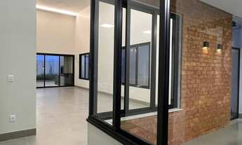 Imagem 3: Casa Térrea com 3 suítes em Condomínio Fechado na Zona Sul de Uberlândia