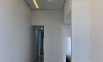 Imagem 3: Lindíssima Casa com 3 Quartos, Suíte, Closet, 2 vagas no Segismundo Pereira, Uberlândia