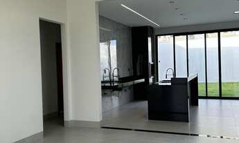 Imagem 4: Casa 3 quartos e Área gourmet à venda no Grand Ville, Uberlândia há 2 minutos do Parque do