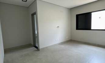 Imagem 4: Casa com 3 suíte, 3 vagas, Área gourmet com piscina e Churrasqueira no Condomínio Golden V