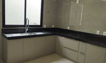 Imagem 3: Casa com 3 suítes, Móveis Planejados, 2 vagas cobertas, Área gourmet com Churrasqueira e P