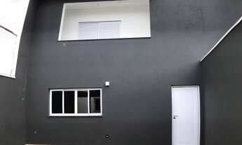 Imagem 2: Casa Sobrado com 3 quartos, Iluminação em LED, 2 vagas no bairro Vida Nova em Uberlândia!!