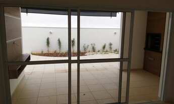 Imagem 5: Encante-se com Esta Casa de Alto Padrão no Condomínio Mont Blanc ? Conforto, Estilo e Sofi