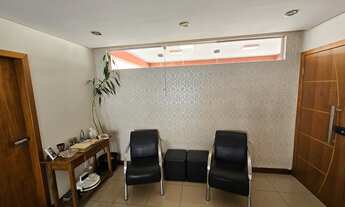 Imagem 2: Viva o Sonho: Sobrado de Luxo no Condomínio Residencial Planalto