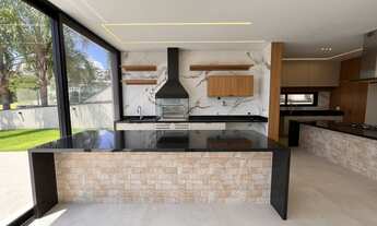 Imagem 6: Residência unifamiliar, 3 dormitórios, 3 suíte, 6 vagas na garagem, 535M² de Área Total