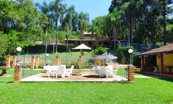 Imagem 3: Propriedade Versátil em Piedade com Estrutura Completa para Turismo e Eventos