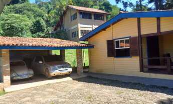 Imagem 4: Propriedade Versátil em Piedade com Estrutura Completa para Turismo e Eventos