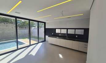 Imagem 3: Casa de Alto Padrão com 340m² no Alphaville Nova Esplanada I Locação / Venda