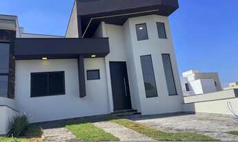 Imagem: Linda Casa no Condomínio Horto Floresta