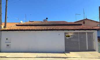 Imagem: Casa de 245m² com Piscina em Salto de Pirapora