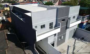 Imagem: Prédio Comercial Localizado no Centro Comercial