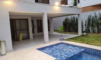 Imagem: Casa Sobrado de 400m² de Área Construída