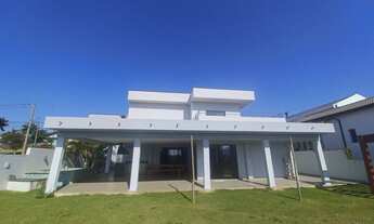 Imagem 2: Casa de 350,00m² Construído Localizada no Condomínio Residencial Village Ipanema I!