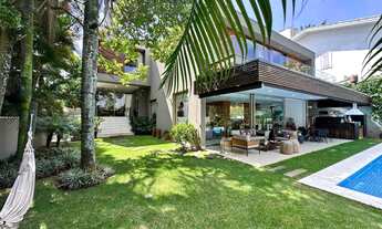 Imagem 2: Casa de 540m² de Construção Localizada no Coração de Alphaville 1!