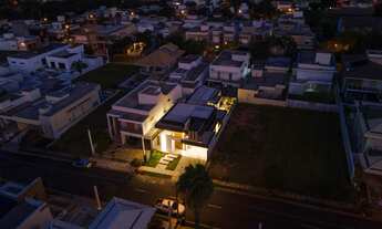 Imagem 2: Exclusiva Casa Térrea no Montblanc com Design Assinado e Localização Privilegiada!