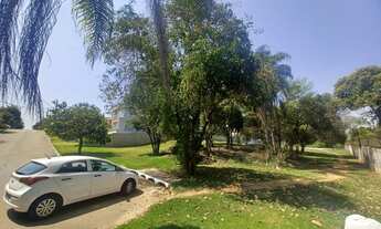 Imagem: Terreno de 1.643,67m² Localizado no Condomínio