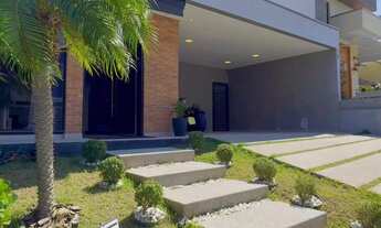 Imagem: Casa Terrea c/ Moveis Planejados Localizado