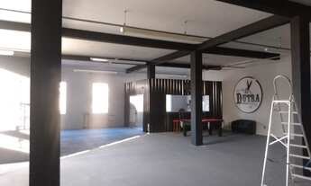 Imagem: Prédio com estrutura imponente e perspectivas