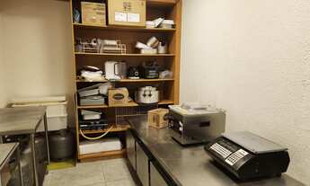 Imagem 6: Ponto Comercial Raridade Carnívora: Uma Jornada Sensorial na Boutique de Carne Espetacular