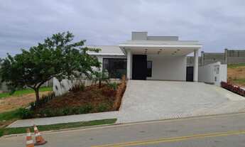 Imagem: Elegância e Conforto Residência Exclusiva