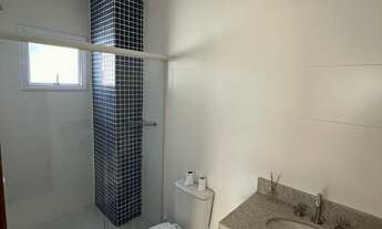 Imagem 4: Residência Exclusiva no Condomínio Horto Florestal 1 com Design Moderno e Aconchegante