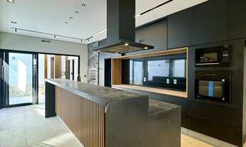 Imagem 5: Casa Moderna e Sofisticada com Vista Privilegiada e Lazer Completo no Ibiti Reserva