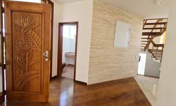 Imagem 2: Casa Exclusiva no Residencial 5 - Luxo, Conforto e Localização Privilegiada