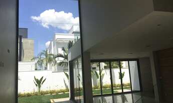 Imagem 3: Luxuosa Residência com 4 Suítes e Área Gourmet Integrada à Venda em Alphaville Nova Esplan