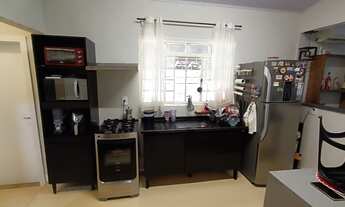 Imagem 6: Chácara dos Sonhos com Piscina e Área Gourmet ? Porteira Fechada, a 3 Minutos do Centro de