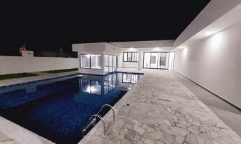 Imagem 3: Casa Térrea de Alto Padrão no Parque Village Castelo: Conforto, Lazer e Exclusividade