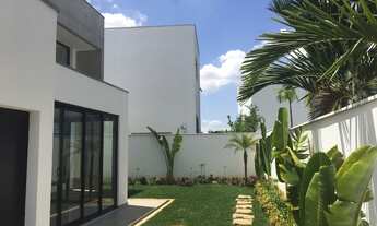 Imagem 7: Luxuosa Residência com 4 Suítes e Área Gourmet Integrada à Venda em Alphaville Nova Esplan