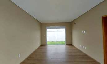 Imagem 6: Casa Térrea Nova no Saint Patrick com 4 Suítes e Área de Lazer