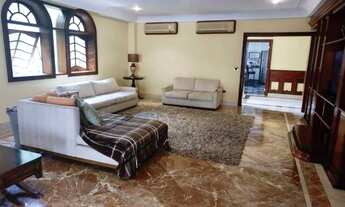 Imagem 6: Imponente Casa à Venda em Tamboré - 5 Suítes, Piscina, Academia e Infraestrutura Completa