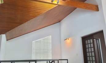 Imagem 7: Espaçosa Casa à Venda em Alphaville 6 com 3 Suítes e Lazer Completo