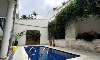 Imagem 3: Casa de Alto Padrão em Alphaville - 4 Suítes, Piscina e Lazer Completo