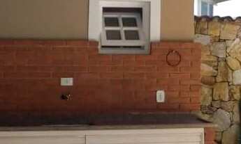 Imagem 5: Casa Luxuosa em Alphaville 5 - Santana de Parnaíba/SP, Frente à Praça, Com 4 Quartos e Laz