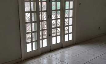 Imagem 5: Sobrado com 4 Dormitórios e Terraço Gourmet em Localização Privilegiada