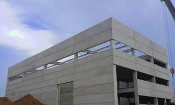 Imagem: Galpão Industrial em Condomínio à Venda