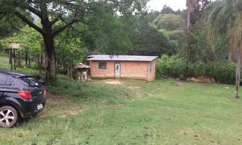 Imagem 2: Oportunidade: Sítio com Muito Verde e Água de Nascente