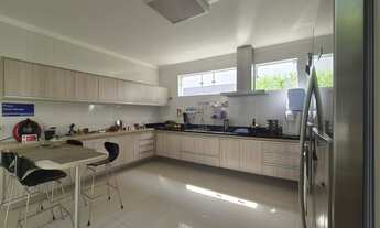 Imagem 7: Casa de Condomínio com 3 Quartos e 4 banheiros à Venda, 448 m² por R$ 3.900