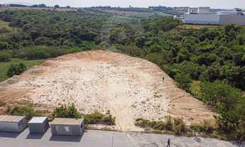 Imagem: Área Industrial de 3.742 m² com Excelente