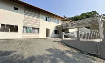 Imagem 3: Casa à venda na cidade de Blumenau, no bairro Ponta Aguda com 3 quartos, 2 suítes, 3 banhe