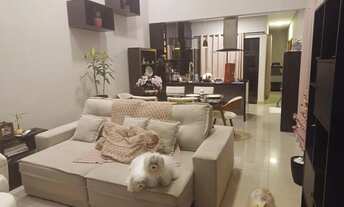 Imagem 5: Casa de Alto Padrão com Piscina à Venda no Lago dos Ipês Itapetininga-SP!