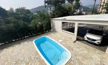 Imagem 7: Casa à venda na cidade de Blumenau, no bairro Ponta Aguda com 3 quartos, 2 suítes, 3 banhe