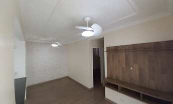 Imagem 2: Apartamento com 3 Quartos e 2 banheiros à Venda, 69 m² por R$ 305.000