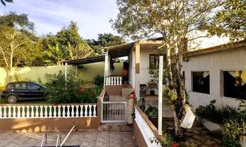 Imagem 2: Oportunidade em Ibiúna ? Chácara Mobiliada com Espaço para Família