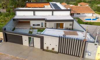 Imagem: Belíssima chácara alto padrão disponível